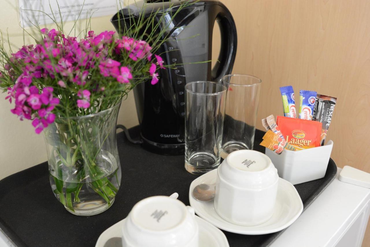 Pta East Guest House Претория Екстериор снимка